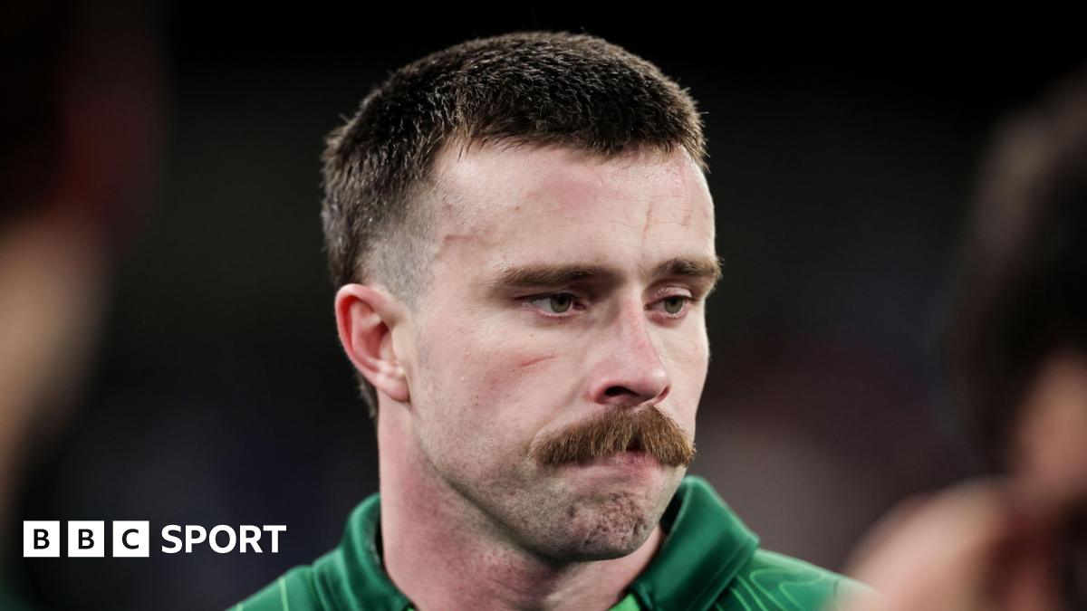 Mack Hansen looks dejected after Connacht's loss to Leinster